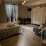 Semesterbostad Cascina Natura Relax E Piscina