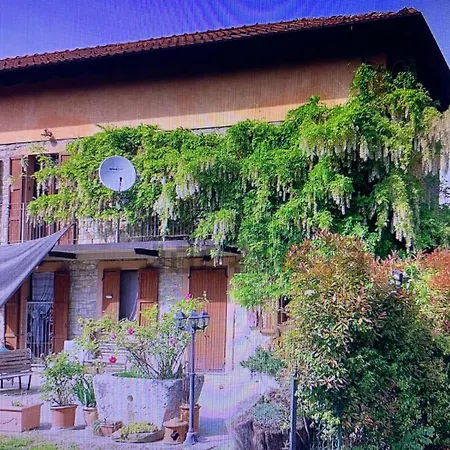 Tatil Evi Cascina Natura Relax E Piscina