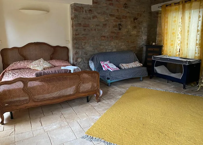 Cascina Natura Relax E Piscina Tatil Evi *