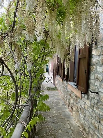Cascina Natura Relax E Piscina Tatil Evi Bubbio